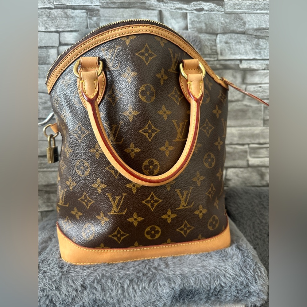 Louis Vuitton Lockit Monogram Canvas